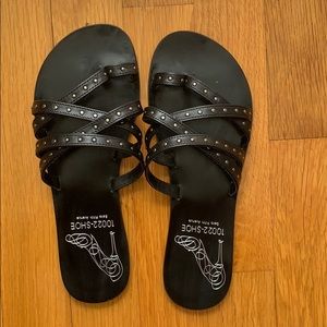 Saks Fifth Avenue 10022-SHOE